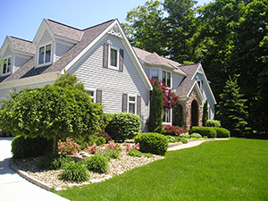 Landscapers and Lawncare Services in Bloomfield Hills, MI